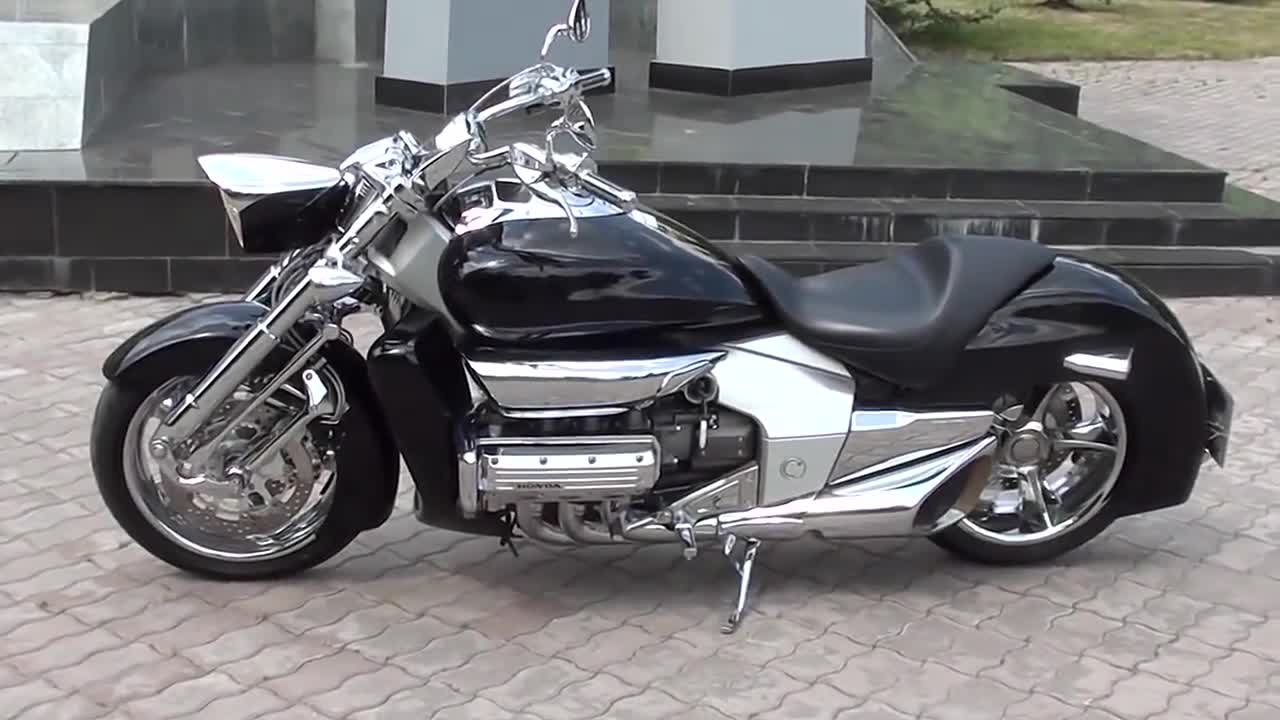 本田北欧女神1800报价,哈雷北欧女神 试车:北欧女神声浪nrx1800f6cvrh