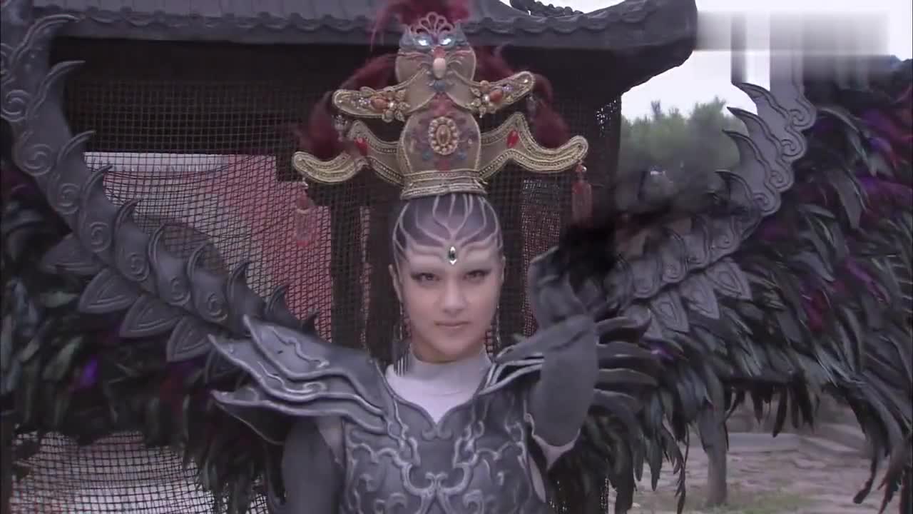 石敢当之雄峙天东:女子见石敢当被捉到,便开始嘚瑟