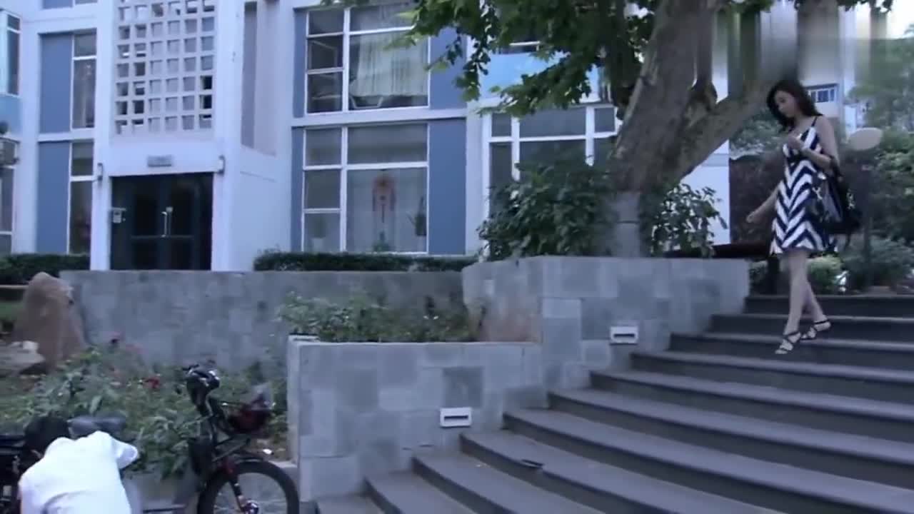 温柔的谎言佩服一峰的心计现在还能沉的住气也是可悲呀