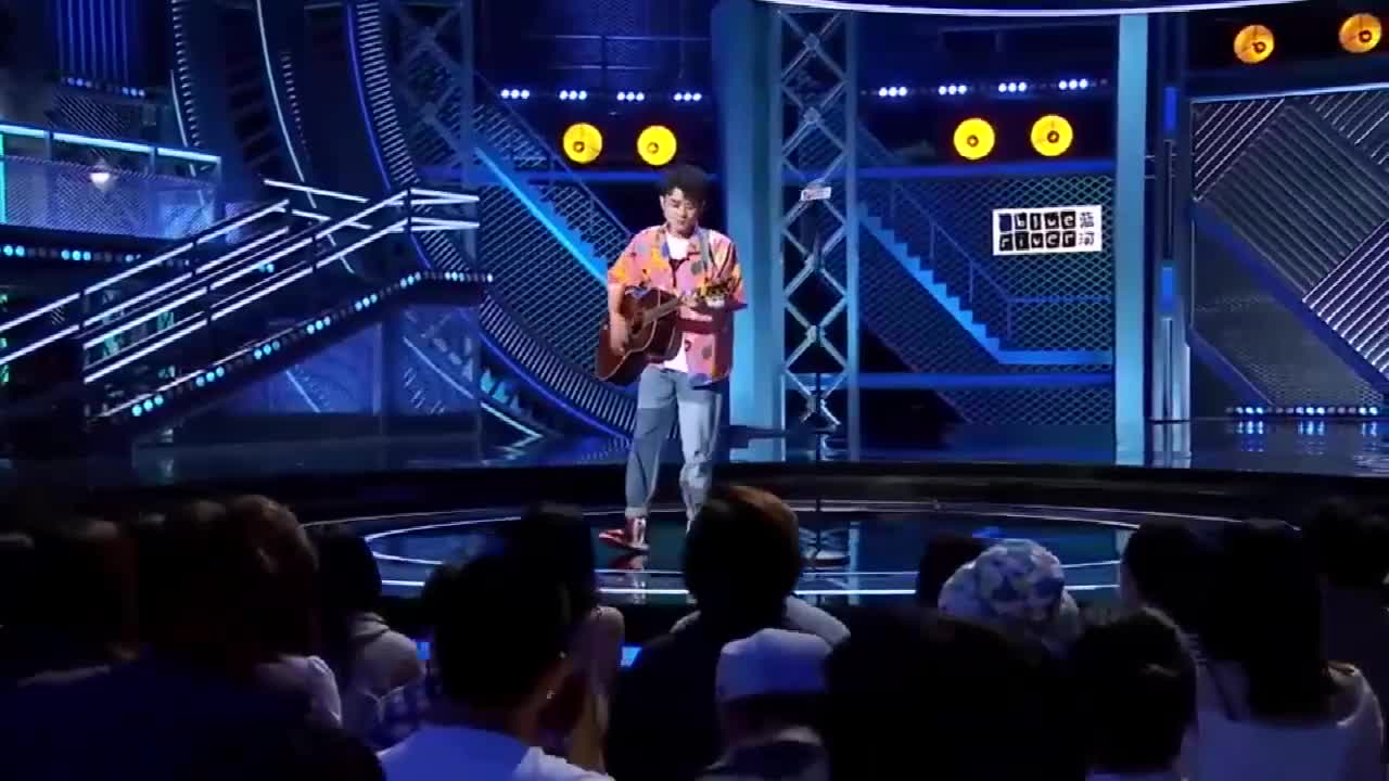 脱口秀大会王勉世上无难事只要会逃避太真实了