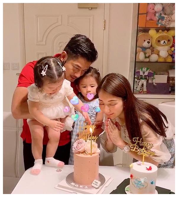 方媛晒照女儿们 d432-izwfpys9099376.jpg