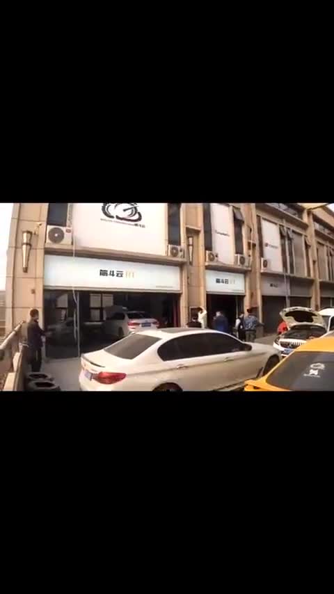 新款宝马325一阶秒变Mpower