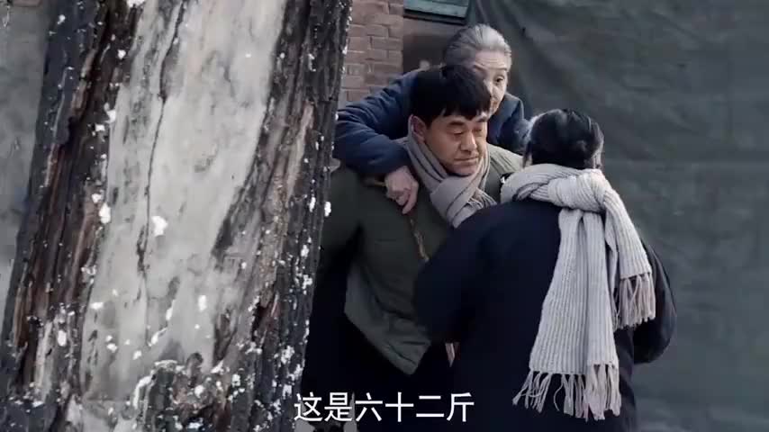 傻柱:晓娥当街唾骂老太太,谁知老太太可精着,早把她算计干净