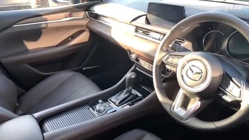 实拍马自达阿特兹内饰展示