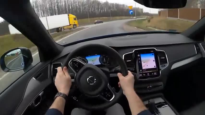 2020新款：沃尔沃XC90按下钥匙后，我就忘记了宝马X5