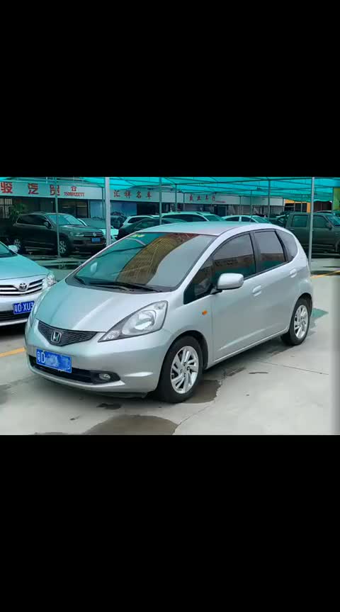 2010年4月上牌，本田飞度1.3L自动挡，车况保养非常好
