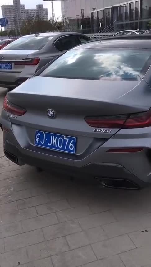 宝马8系实车展示，宝马顶级运动轿跑，帕拉梅拉看在眼里！