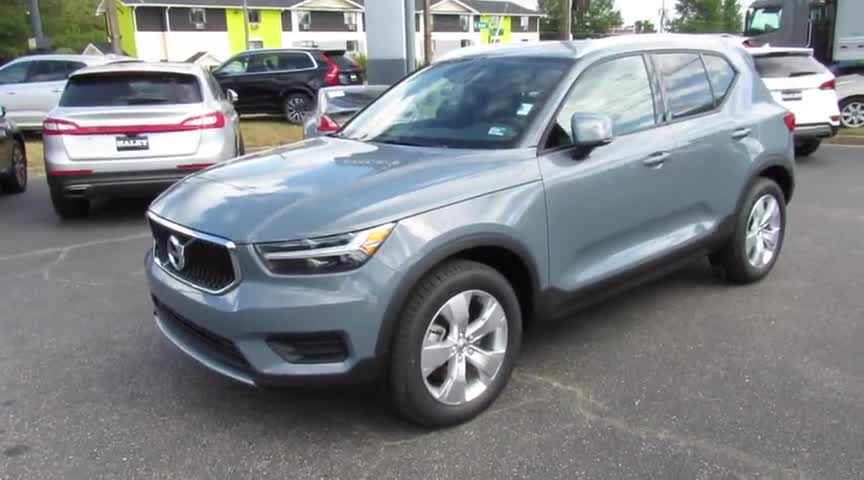 2020款沃尔沃XC40T4，外观和内饰实拍