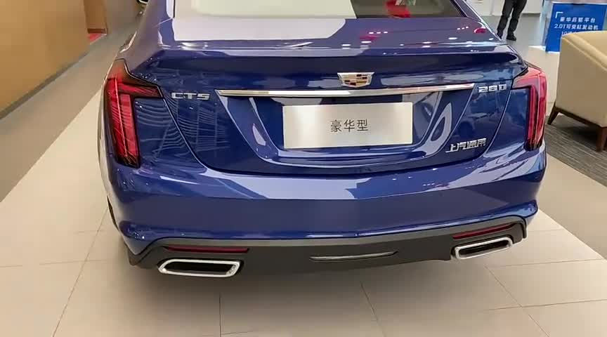 轿跑气质突，告别商务范儿，出凯迪拉克CT5外观实拍（下）