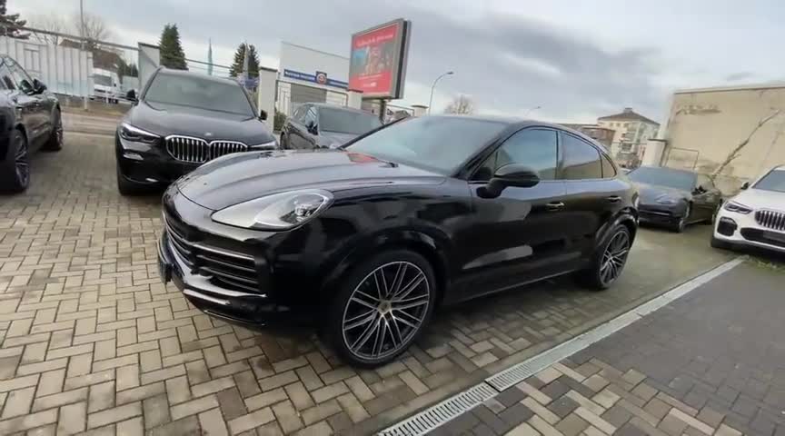 2020款保时捷卡宴运动版闪亮登场，外观和内饰高清实拍