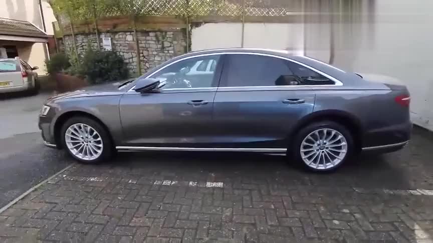 2020款奥迪A8实车展示