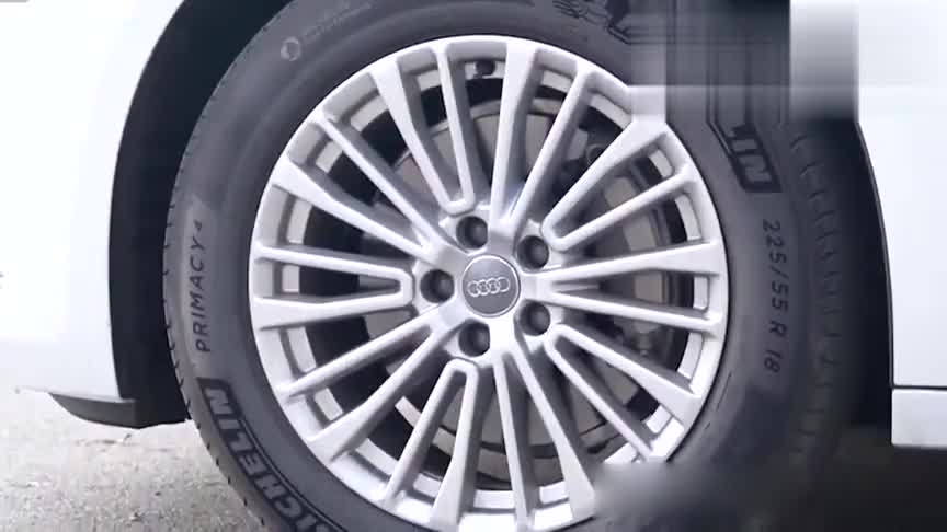 2021款奥迪A6L实车展示