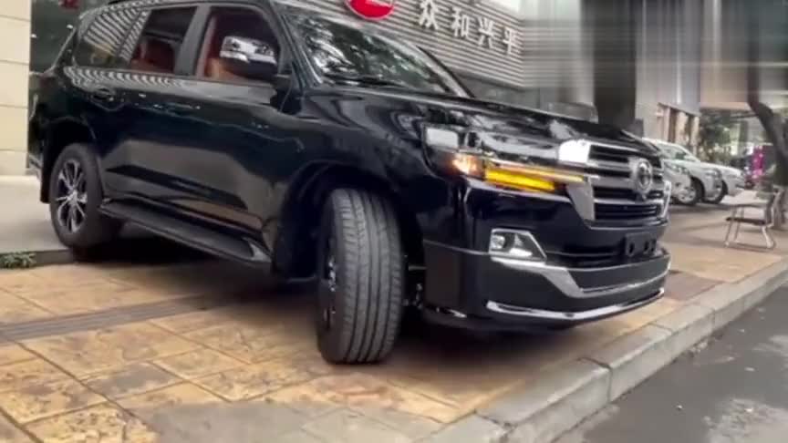 实拍丰田酷路泽4500，柴油的D4D发动机声音好听吧？