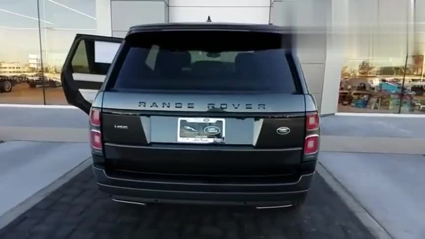 路虎揽胜黑色豪华版的详细实拍