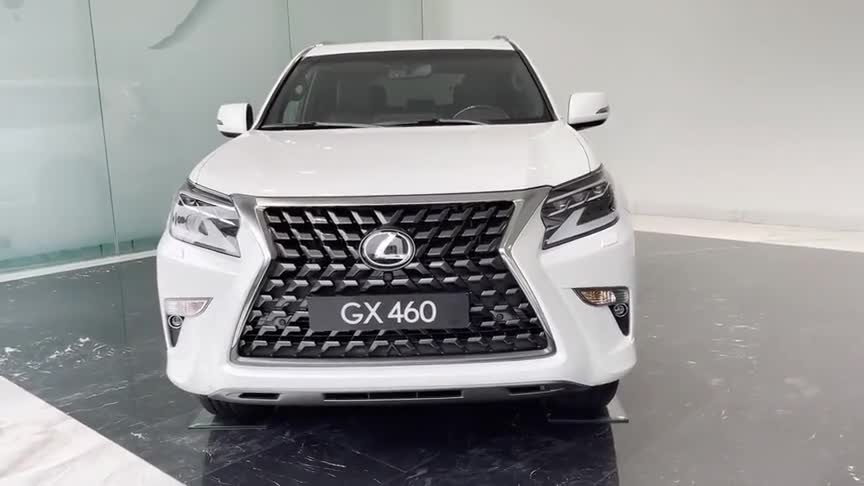 2022款雷克萨斯GX460,2022款雷克萨斯gx550 新车到店,实拍2022款雷克萨斯gx460,太帅气了,给个不