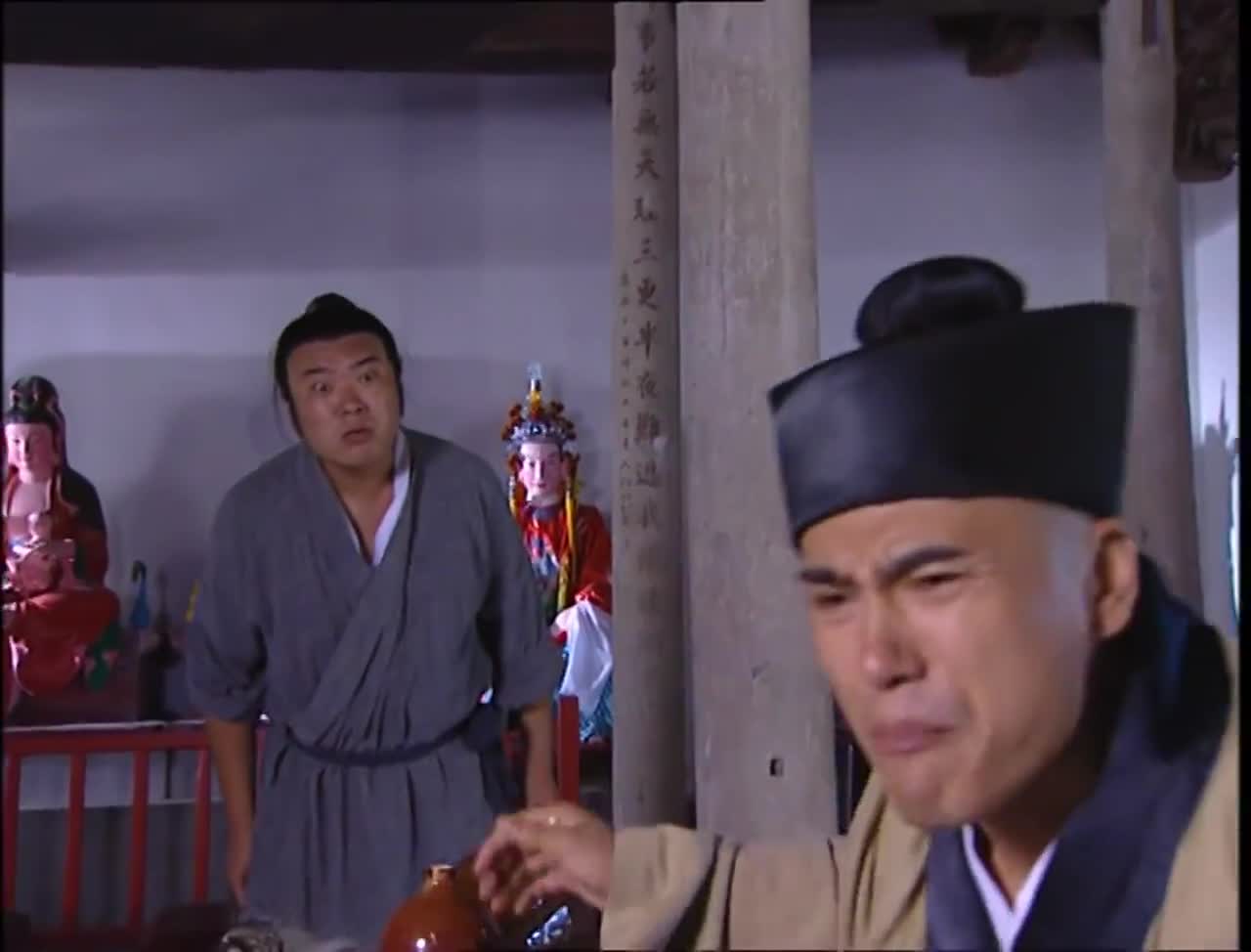 为您推荐: 少林武王:少林方丈为保护昙志,孤身对付童大宝,结果被官兵