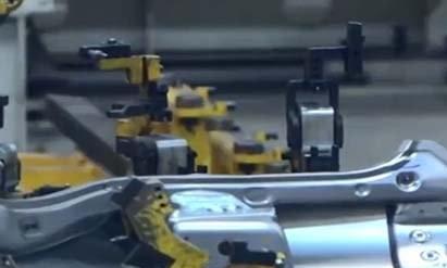 你见过可续航3000公里的太阳能电动车吗？汽车加满油都达不到