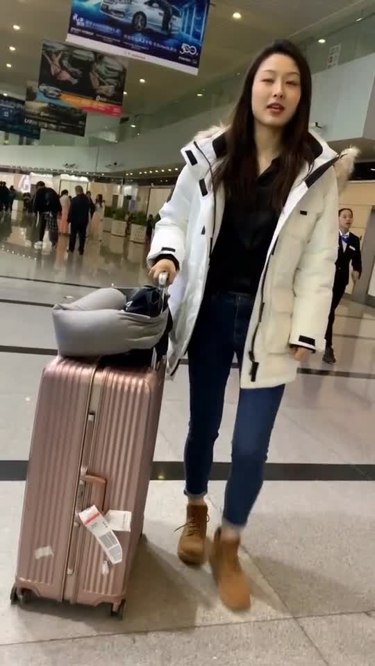 赶往下一站车展了