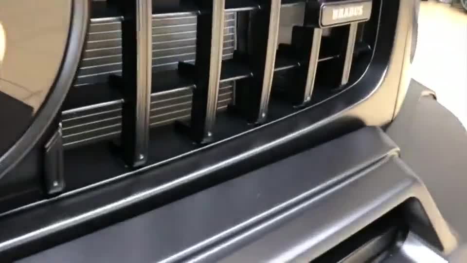 新款奔驰G800现车展示,打开车门后我看到了这个就爱上了