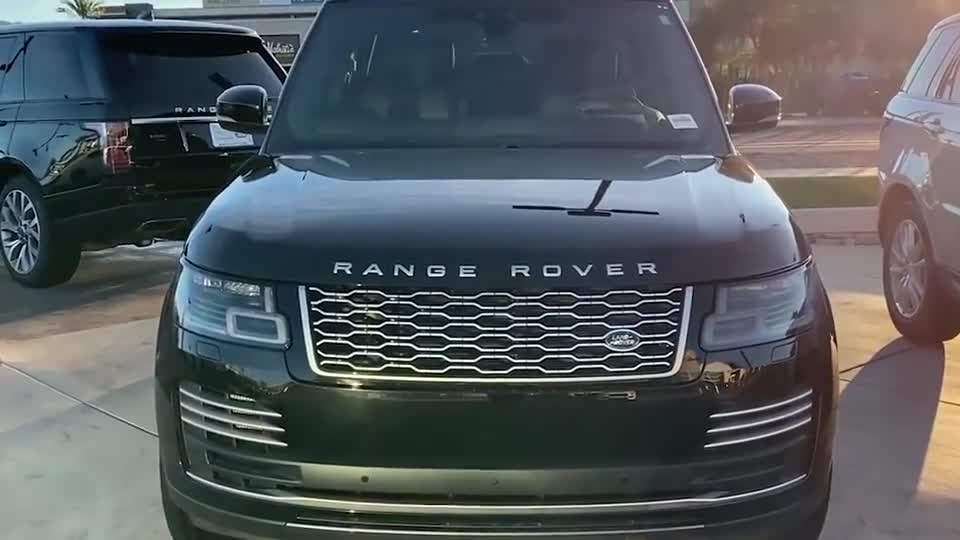 2021款路虎揽胜LWB到货实拍，全方位了解后，才知道有多霸气！