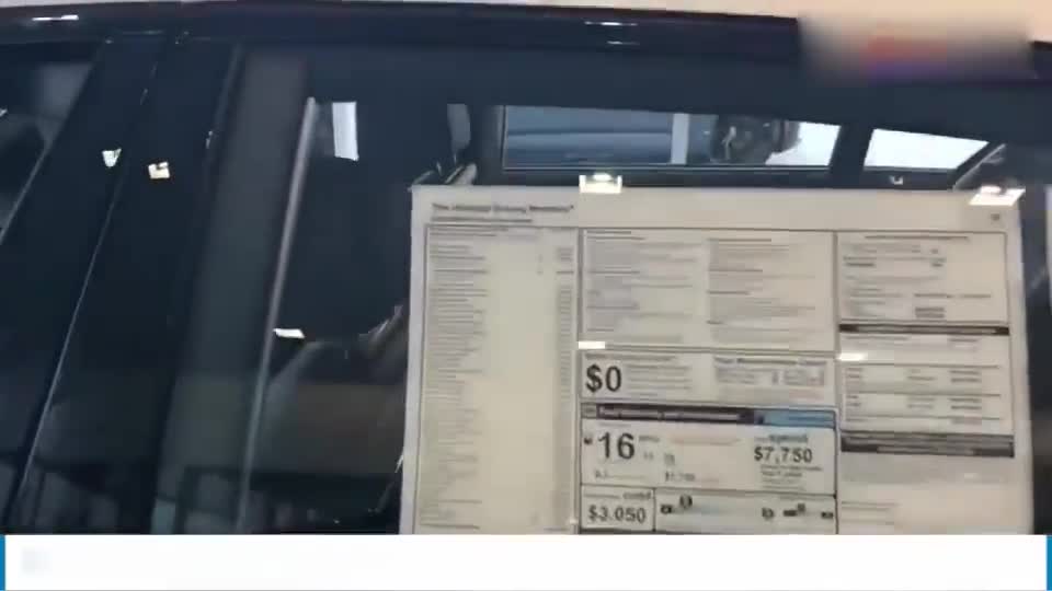 2020款宝马7系M760i到店实拍