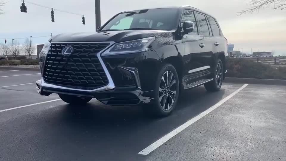 2021款雷克萨斯LX570实拍，外观内饰详细展示，还想丰田霸道吗？