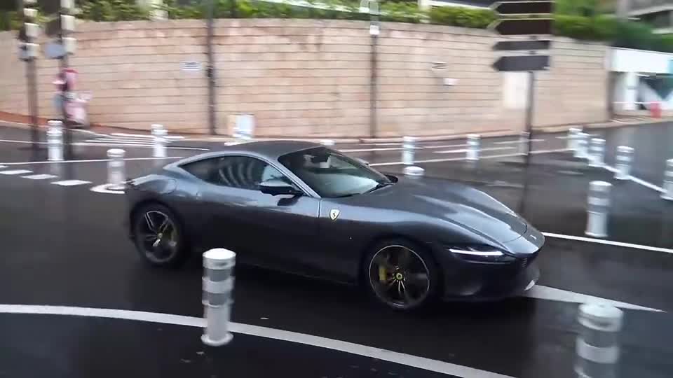 新款法拉利跑车，一个车轮都比一台宝来贵！