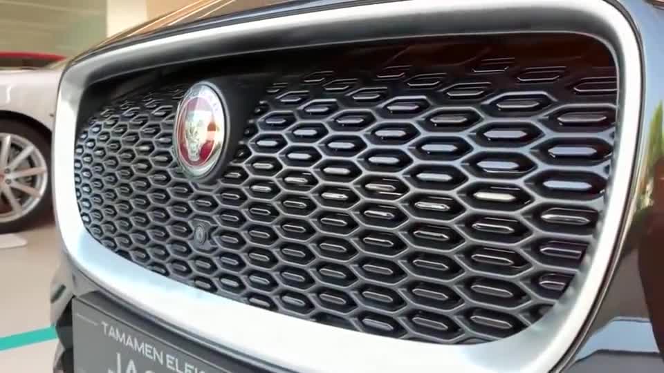 一款能与特斯拉较量的SUV！实拍捷豹首款纯电动车型I-PACE