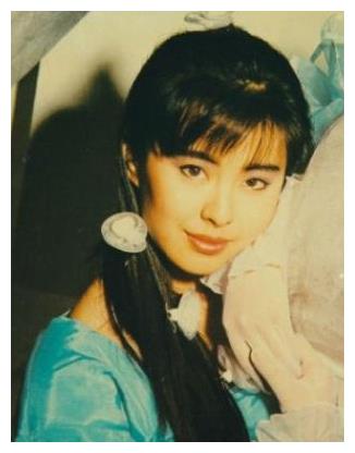 谢玲玲最新照片图文 8ff6-kcunqze1657531.jpg