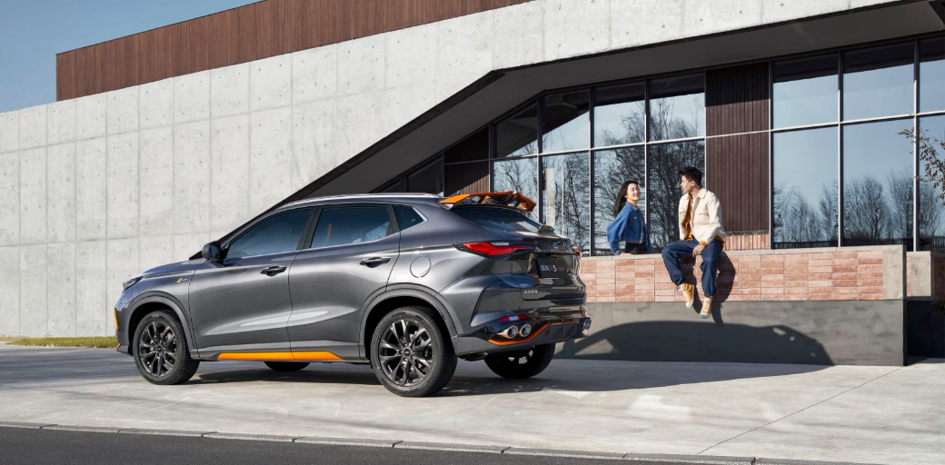 为年轻人带去什么?没有谁比欧尚X5运动版做出更好的回答休闲区蓝鸢梦想 - Www.slyday.coM 为年轻人带去什么?没有谁比欧尚X5运动版做出更好的回答休闲区蓝鸢梦想 - Www.slyday.coM