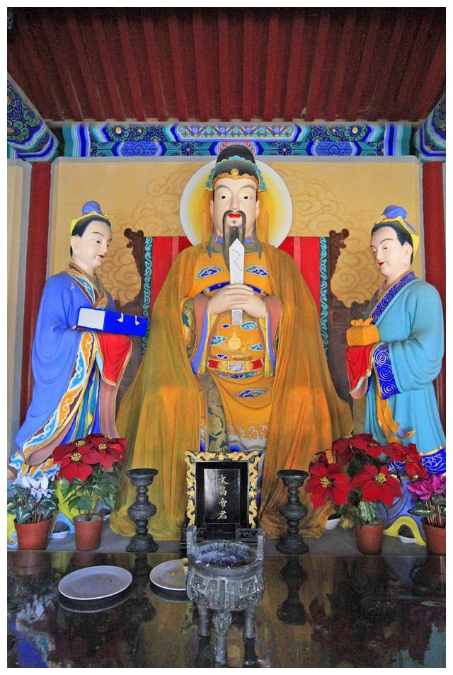 道教神仙:神话传说中的文昌帝君是谁?他和文曲星有什么关联吗?