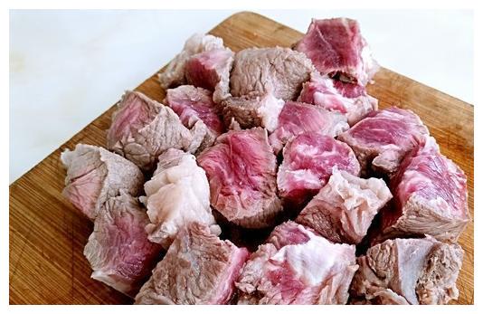 都是牛肉，为何中国的普通牛肉不能煎牛排，而国外的牛肉却可以？