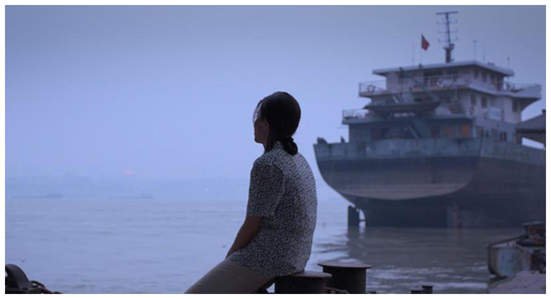 电影《万箭穿心》,其实她并不坏,她也只不过是生活中的苦命人