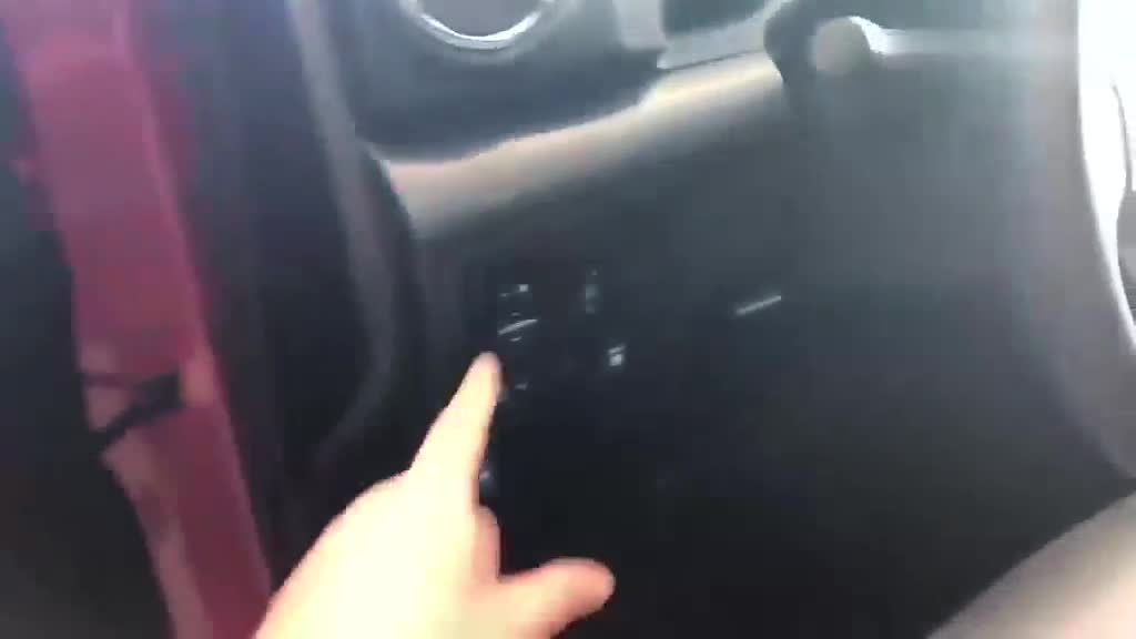 2020款丰田坦途到店实拍，看到这颜值和内饰