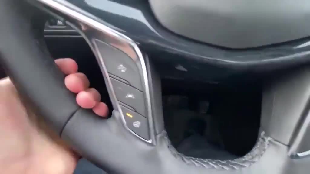 凯迪拉克XT5到店实拍，了解完外观和内饰