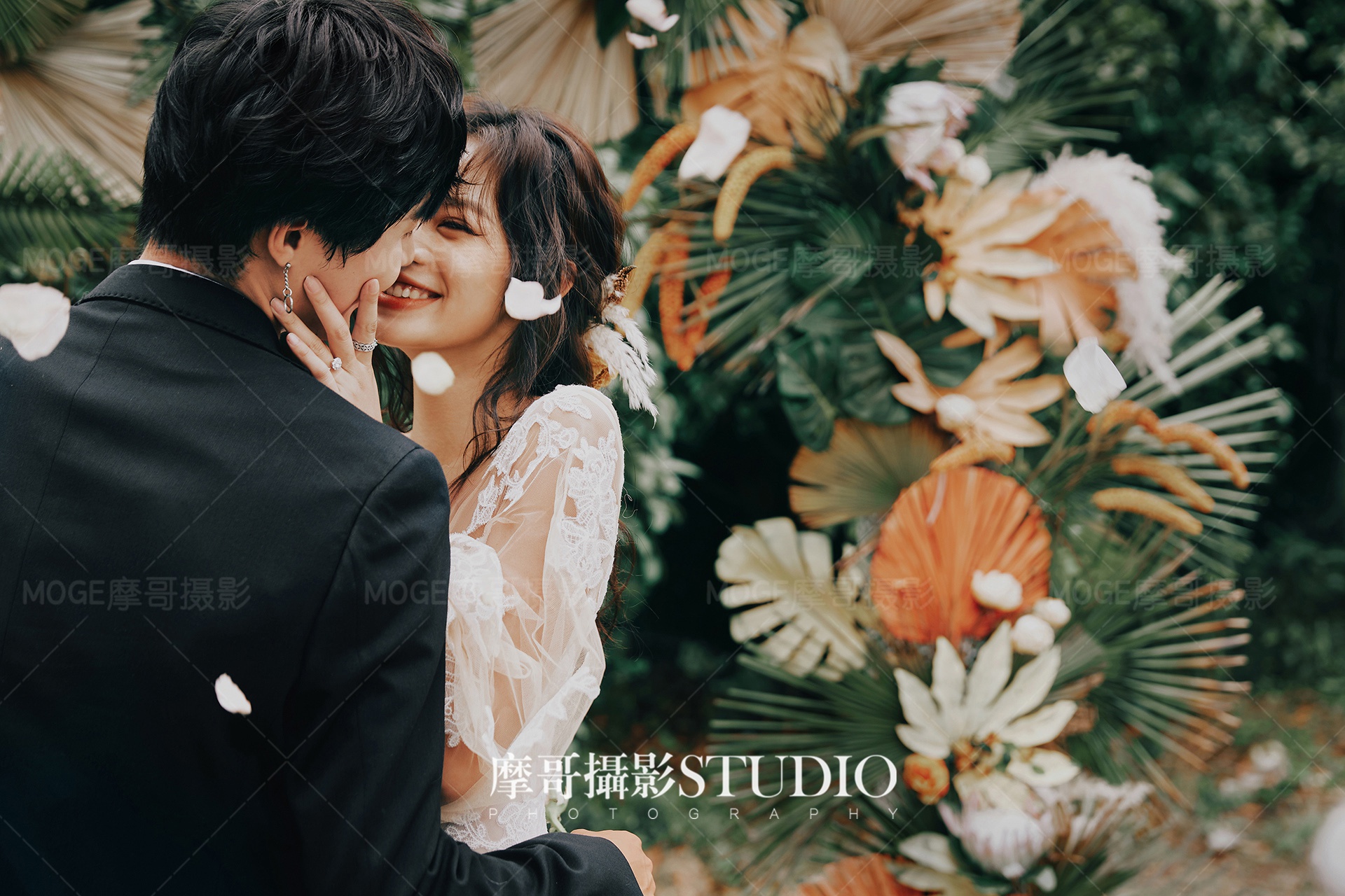 拍完婚纱照选照片技巧_婚纱照风格