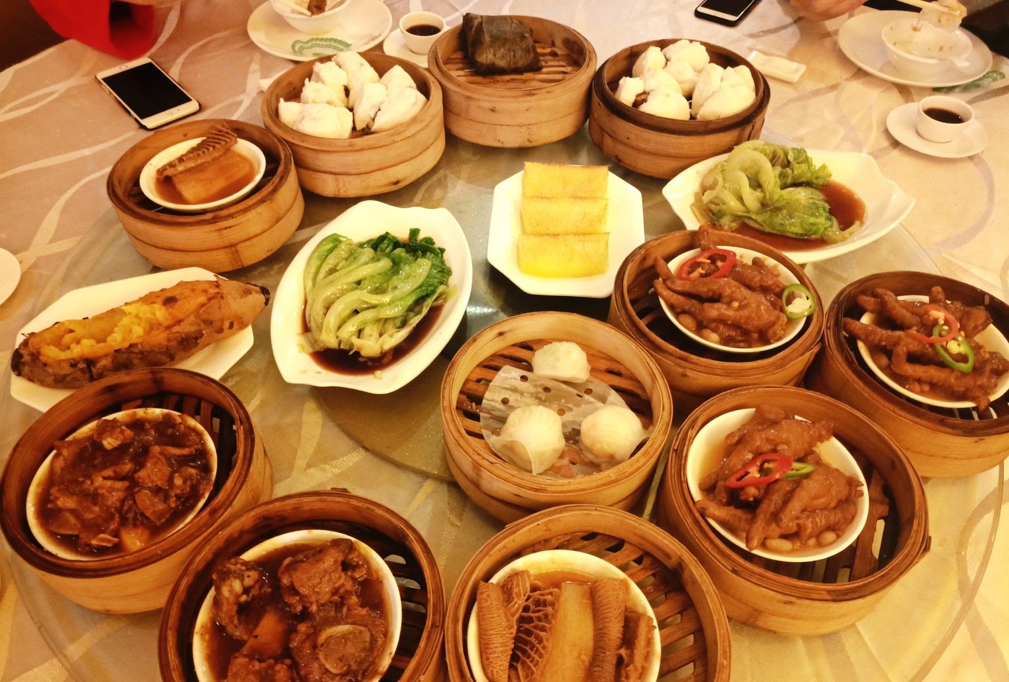 食在广州,味在西关!品尝广州粤式美食,体验广府饮食文化!