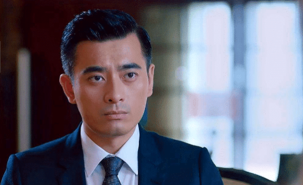 演技和实力并存的陈龙，事业取得了一定的成绩，如今生活惹人羡慕