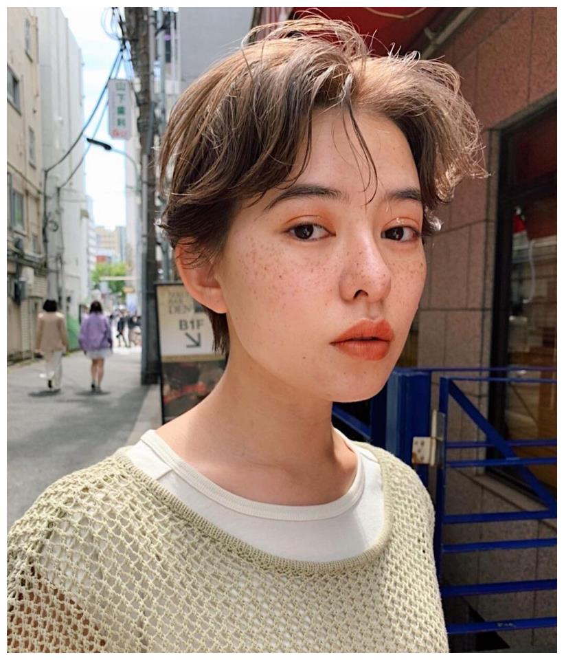 甜酷日系短发