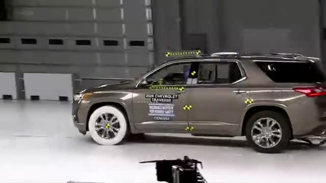 ChevroletTraverse碰撞测试实拍
