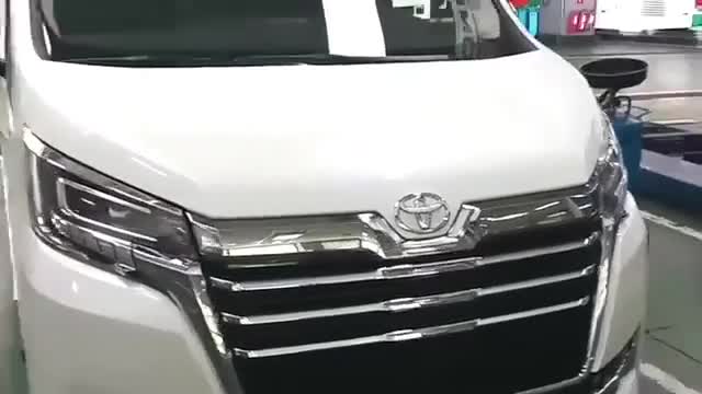 丰田全新MPV车型，丰田Granvia抢先看，看完你有感觉吗？