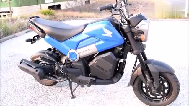 实拍本田“怪车”Navi110，跨骑的车身，踏板的动力系统！
