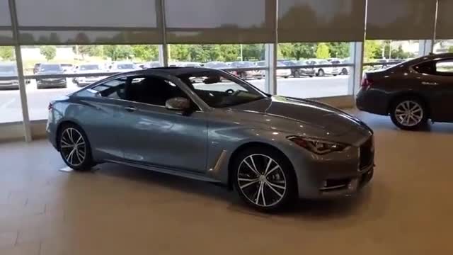 2020款英菲尼迪Q60到店实拍，无框车门打开的那刻，我立刻心动了