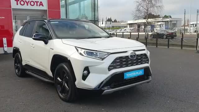 2020款丰田RAV4Hybrid实拍，看到外观和内饰买不买做个参考