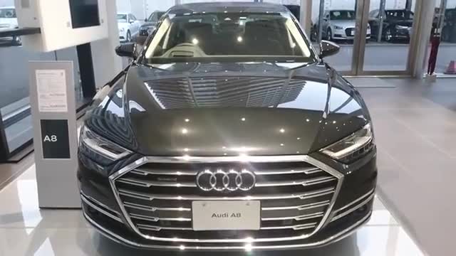 2020款奥迪A8L到店实拍，看到这颜值和内饰，还想啥宝马7系