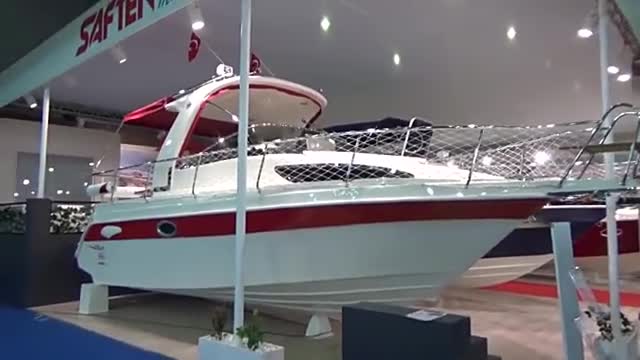 车展实拍全新小游艇细节，开着这台游艇出海应该很舒服