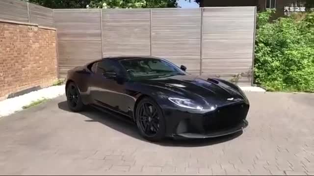 实拍阿斯顿马丁DBSSuperleggera，外观展示