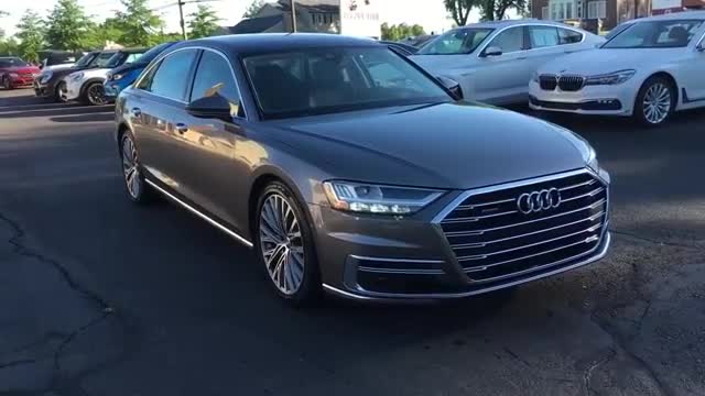 奥迪要火了？2021款奥迪A8L，比奔驰S还亮眼，还买啥宝马7系