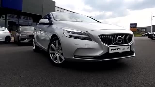 2019款沃尔沃V40到店实拍，外观和内饰了解完，不再想着帕萨特