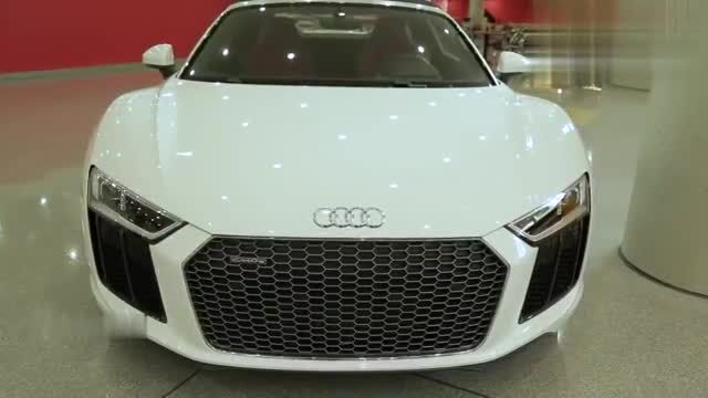 奥迪R8静态实拍，运动气息爆表专为赛道而生!